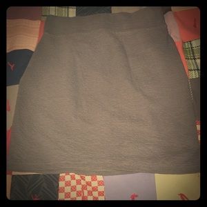 I’m selling this Medium Sfera skirt